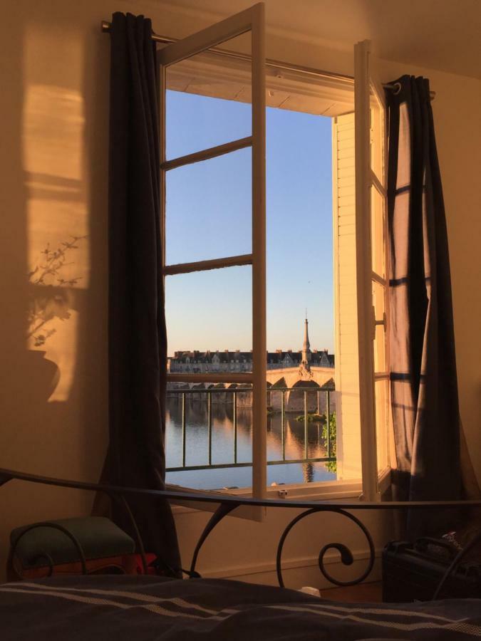 Les Lumieres De La Loire Leilighet Blois Eksteriør bilde